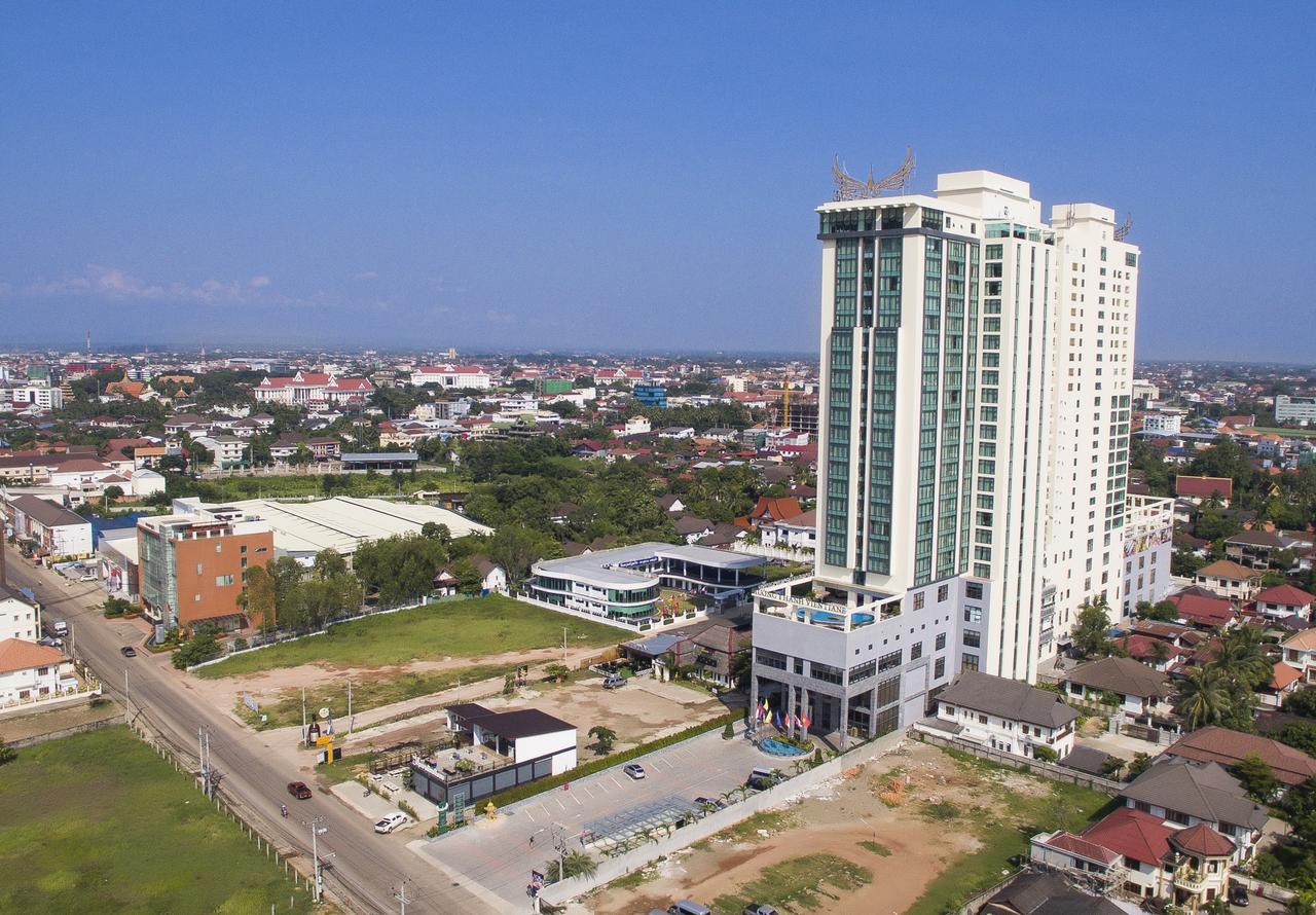 Muong Thanh Luxury Vientiane Hotel Exterior photo